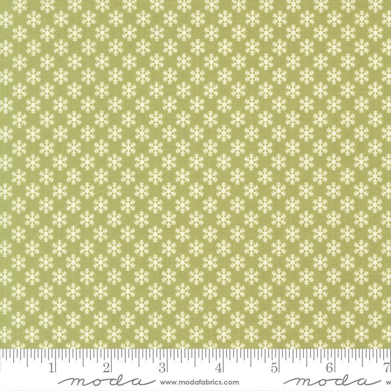 December Darling Holly 31814 21 Moda #1