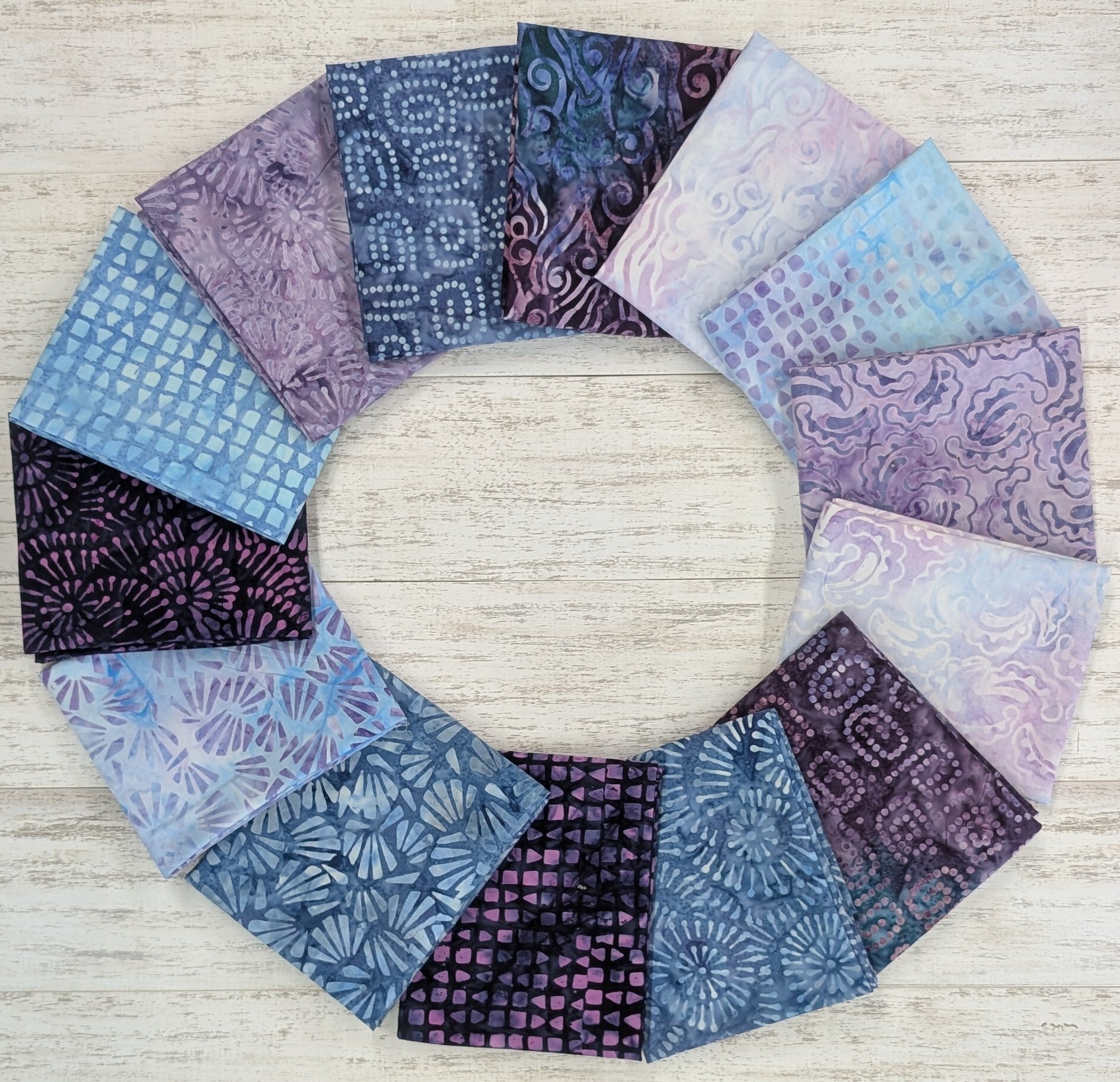 14 Fat Quarter Violet Crush
