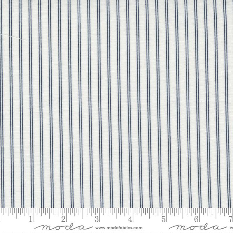 Nantucket Summer Cream Navy 55267-11