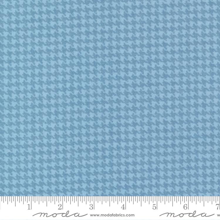 33" - Lakeside Gatherings Flannel 49226-13F