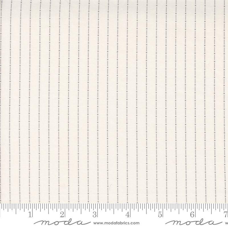 Itty Bitty Background Gathering Grey 49284-13