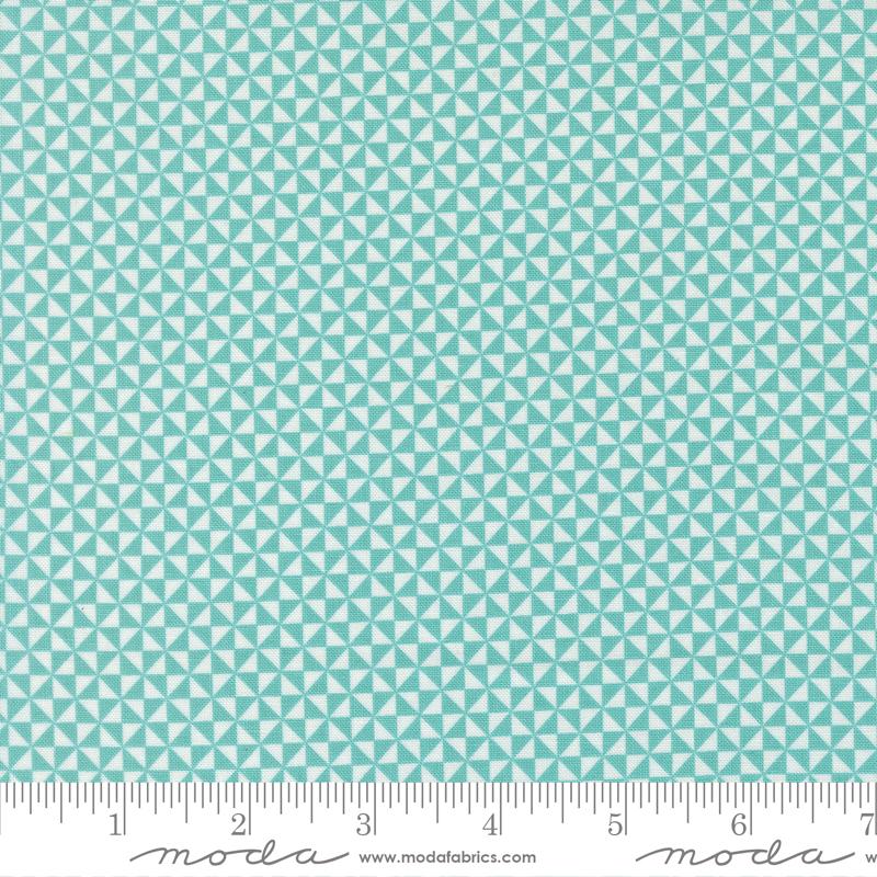 Delightfully Yours Poolside 37704-18