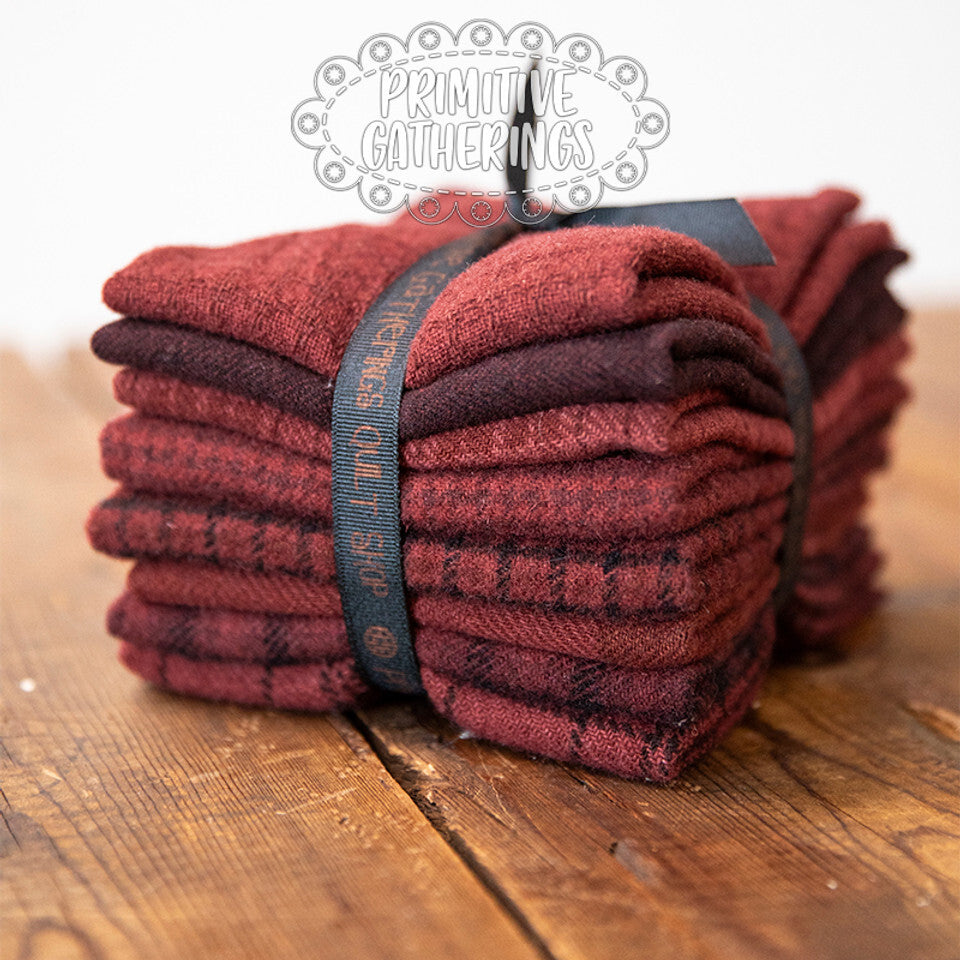 (8) 8" x 14" Wool Piece Bundle St Nick