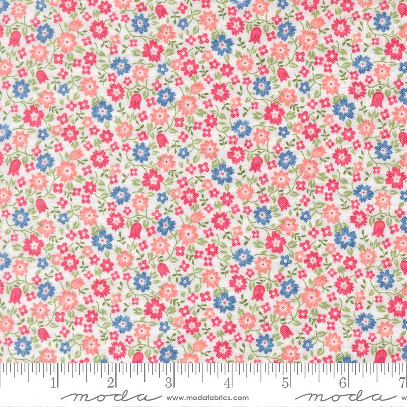 Cat Named Stitch 55342-11 Cream