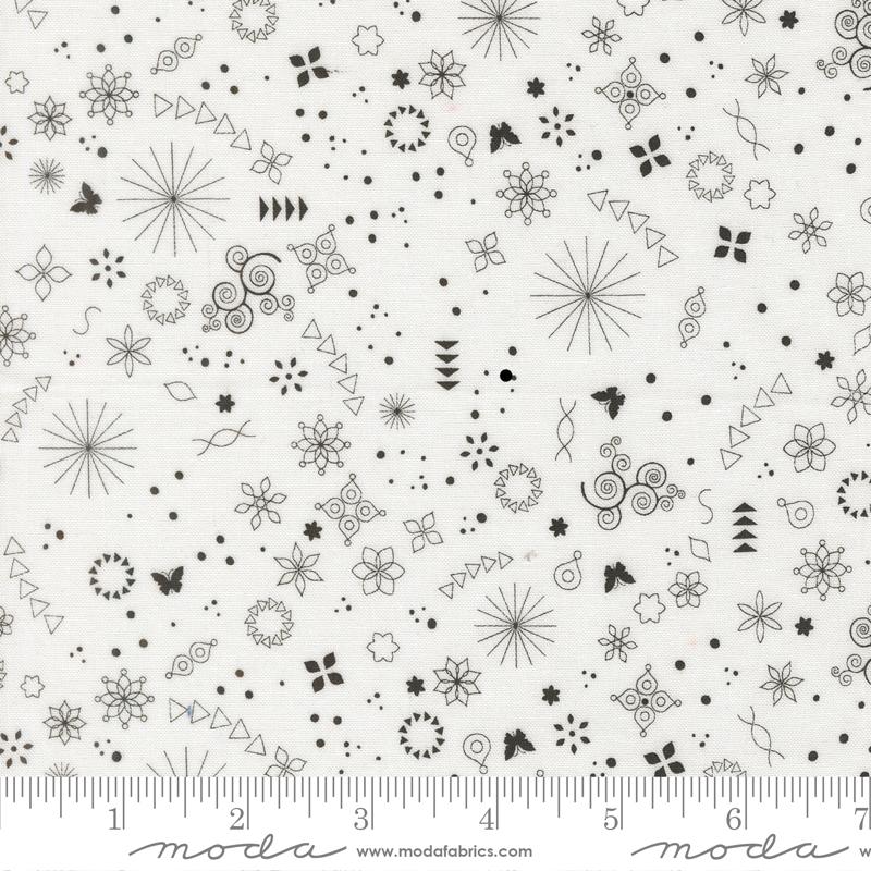 Tranquility Off White 45076 12 Moda #1