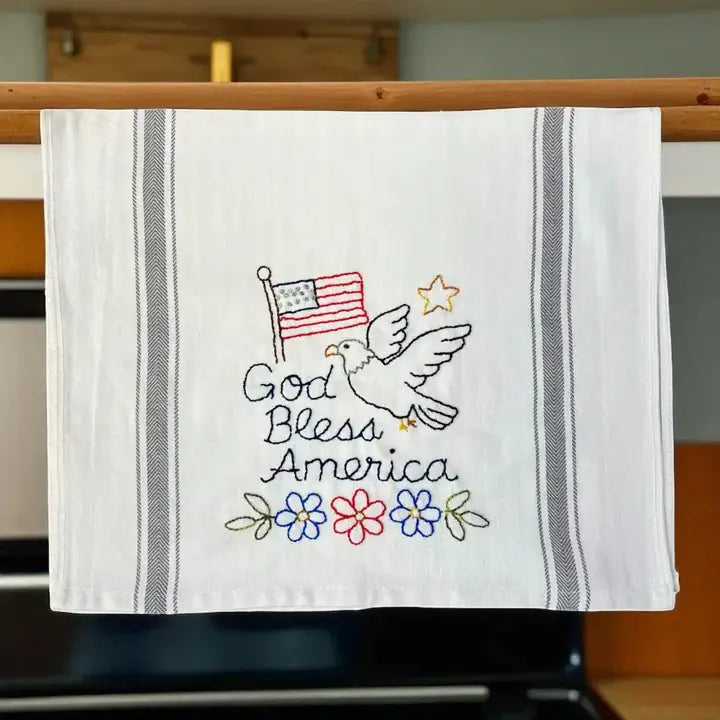 America Simple Stitches Towel