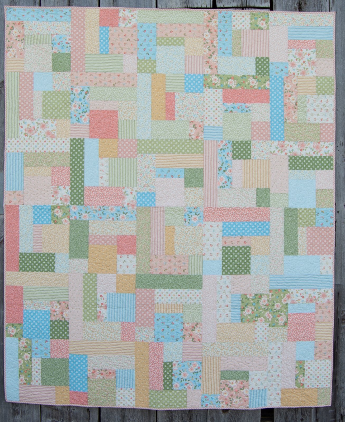Liberty Lane Kit Size: 70" x 84"