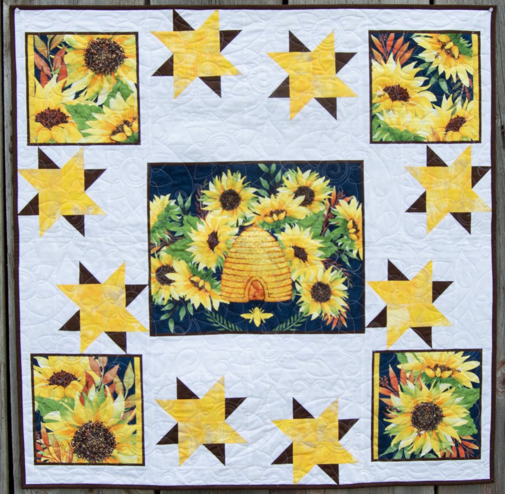 Vivid Star Sunflower Size: 42' x 42"