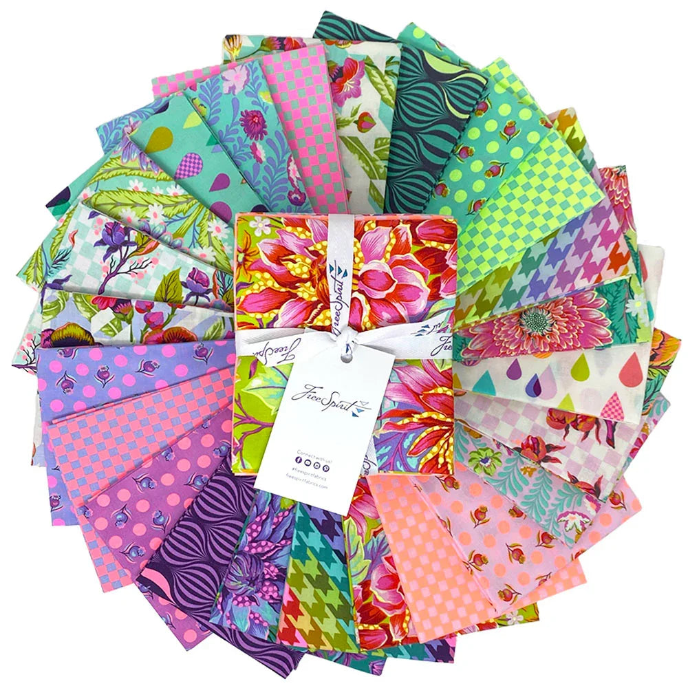 (24) Untamed - Fat Quarter Bundle