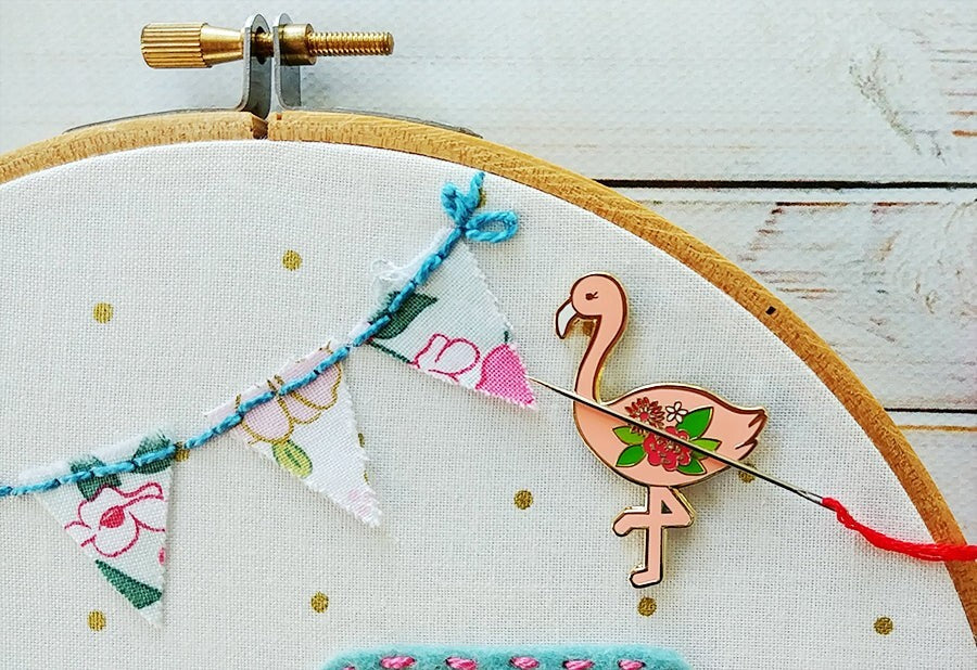 Flossie the Flamingo Needle Minder
