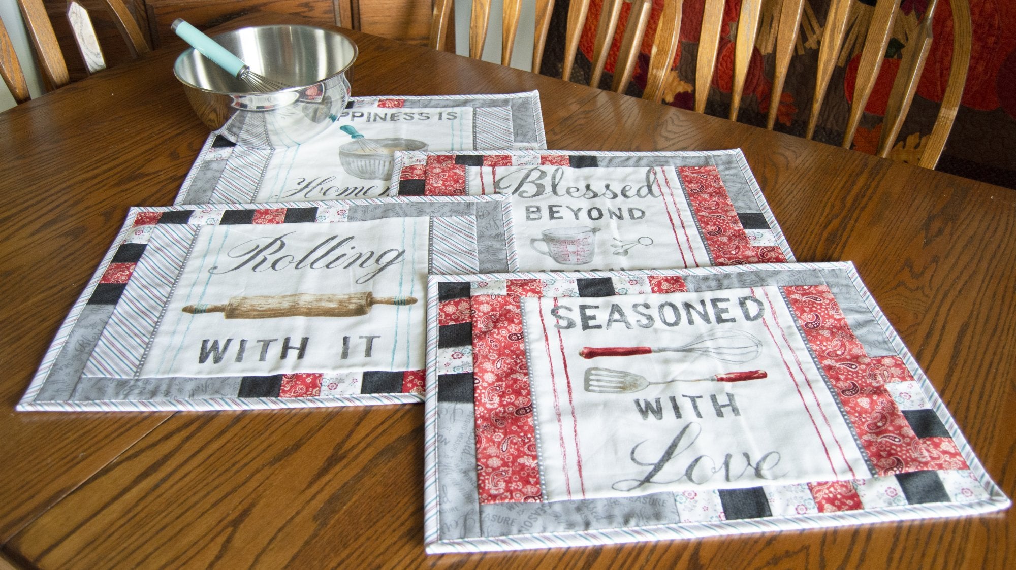 (4) Kitchen Placemats