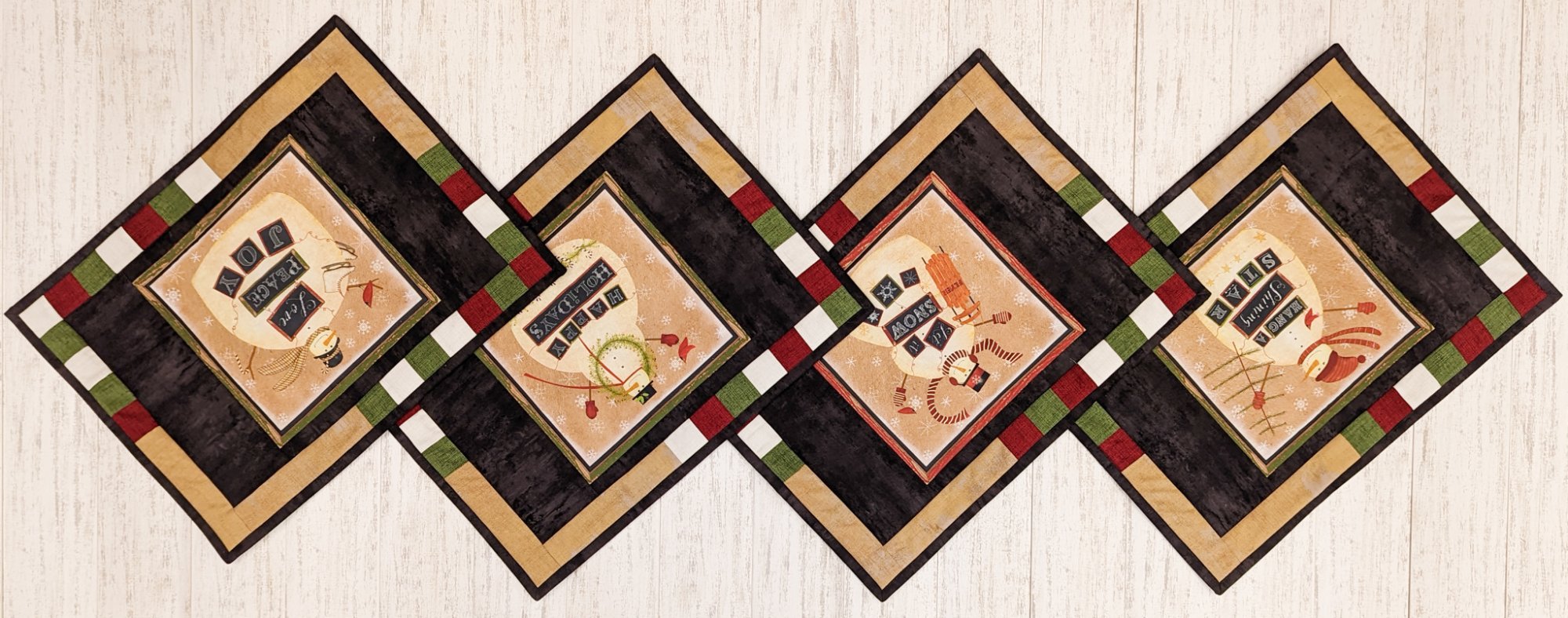 (4) Placemats (1) Tablerunner Tan Snowmen