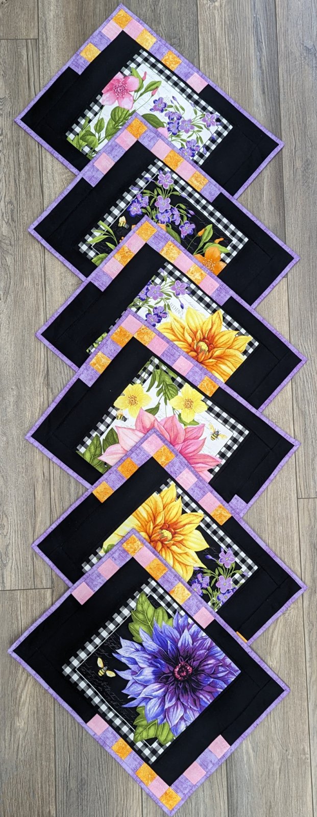 (6) Bright Floral Placemats 14" x 19"