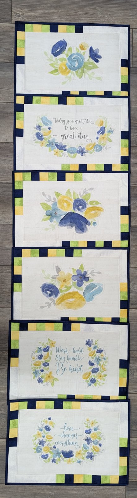 (6) Blue and Yellow Floral Placemats Size: 14" x 21"