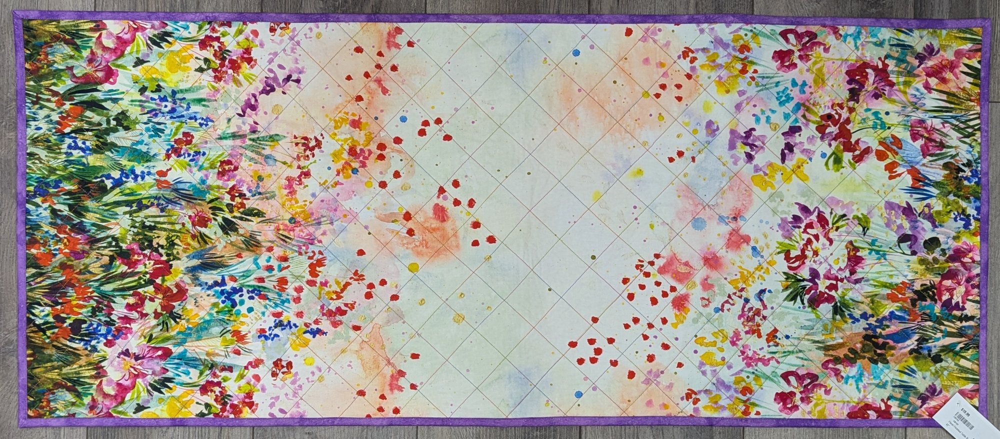 Floral Finished Table Runner Size: 18" x 42"