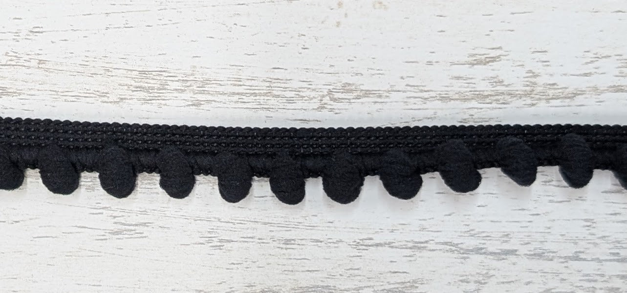 Pompom Trim 5/8" wide Black