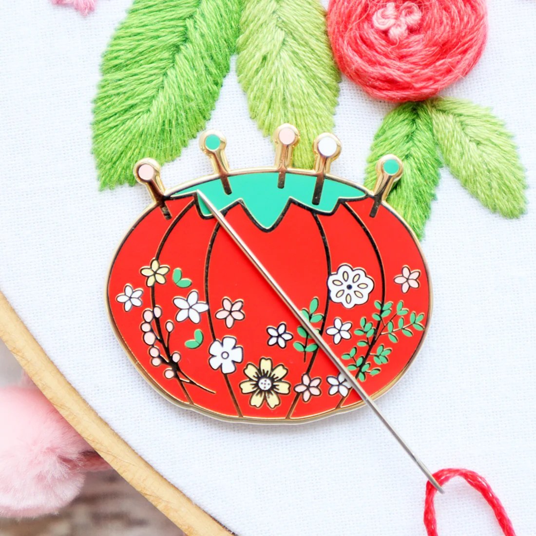 Vintage Tomato Floral Pin Cushion Needle Minder