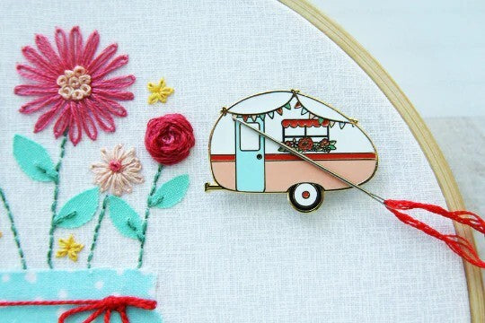 Vintage Camper Needle Minder