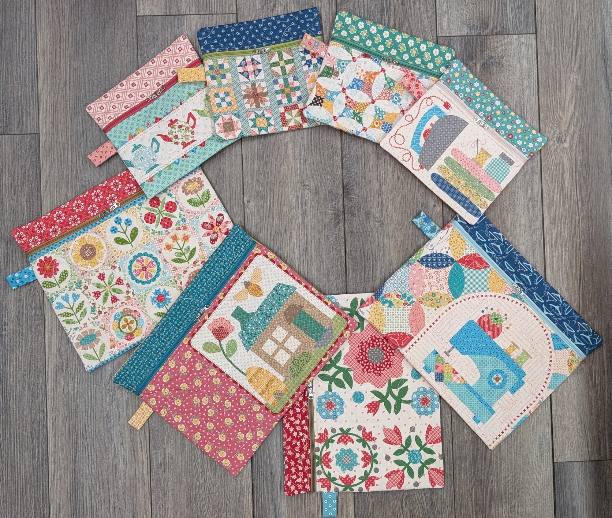 Farmer's Daughter Zipper Bag #4 Bag Panels With (8) Matching Zippers