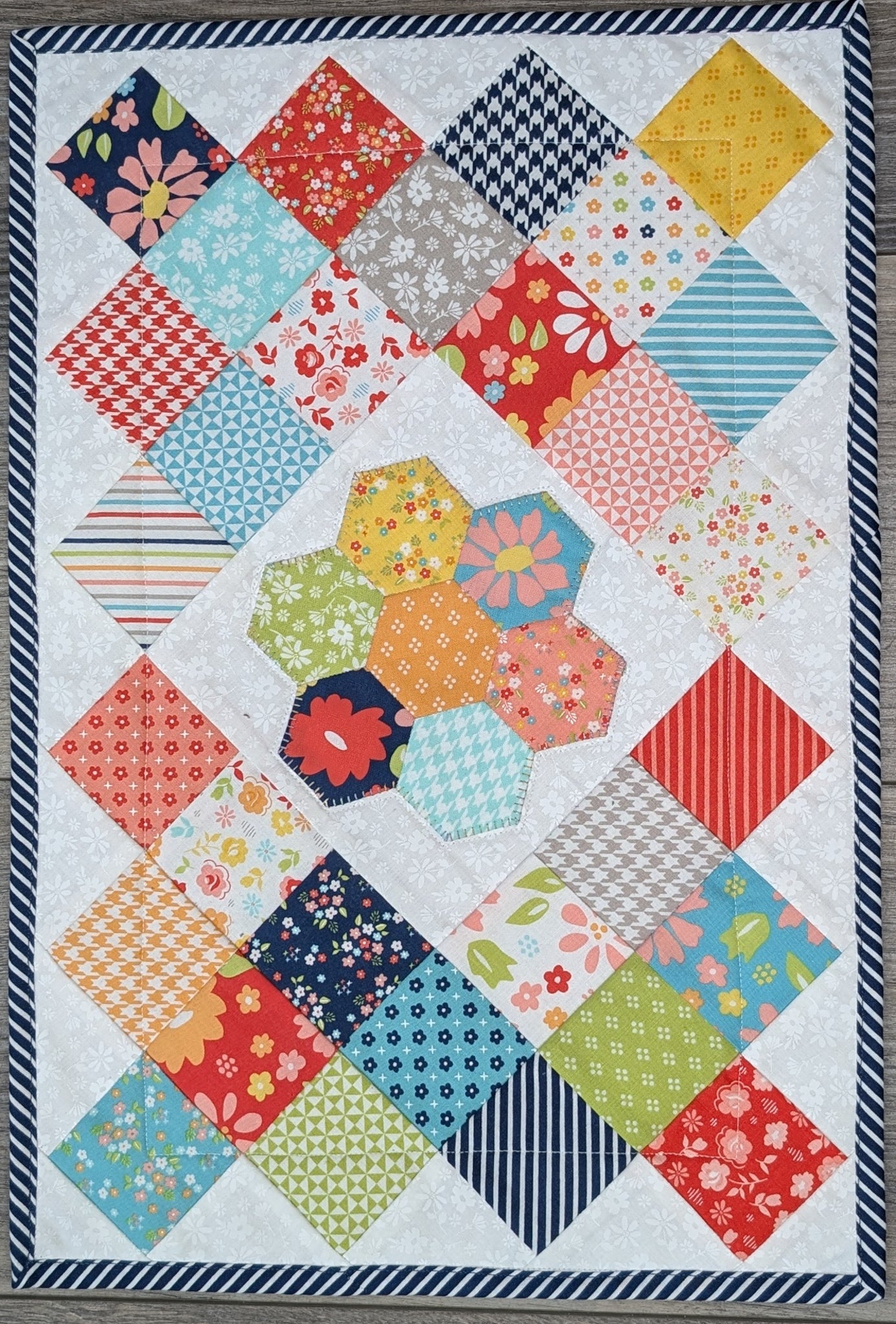 Flower Hexi Table Mat Kit - 9 Different Fabric Options